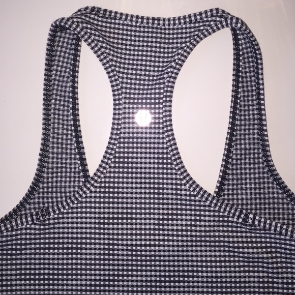 Lululemon tank top