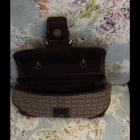 Coach satchel purse - Picture 2 of 2