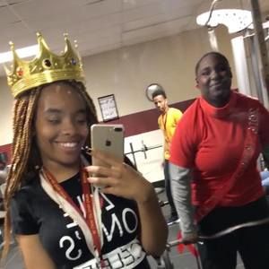 Meet your Posher, Ebony