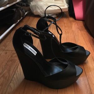 Steve Madden double t-strap wedges