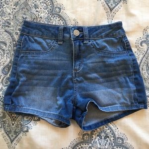 High Wasted Shorts