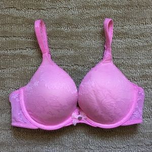 🎉SALE🎉 NWT 34 C Body by Victoria Push-Up Bra