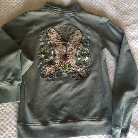 "Element" Size M embroidered green zip up sweater.