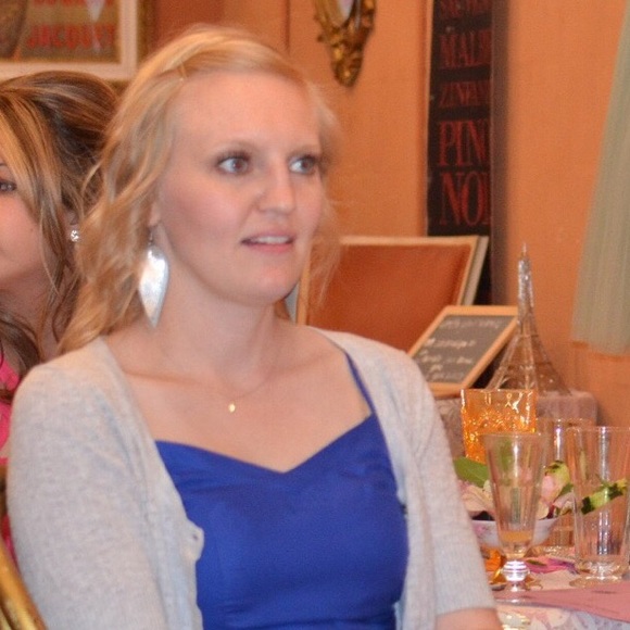 Meet your Posher, Hannah