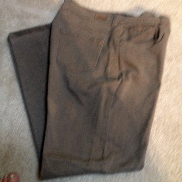 Gloria Vanderbilt Size 14 Jeans