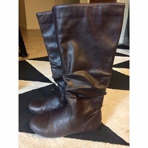 Chocolate brown leather boots👢
