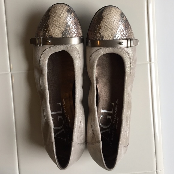 🔥AGL snake skin toe ballet flats🔥NWOT