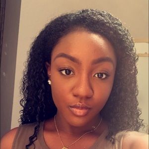 Meet your Posher, Kiara