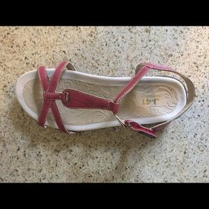 J-41 Red Leather Strap sandals NWOT 7.5