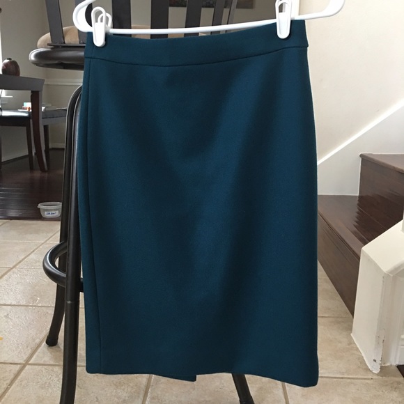 J crew double serge wool pencil skirt size 00