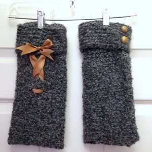 Original knit boot cuffs with vintage button & bow