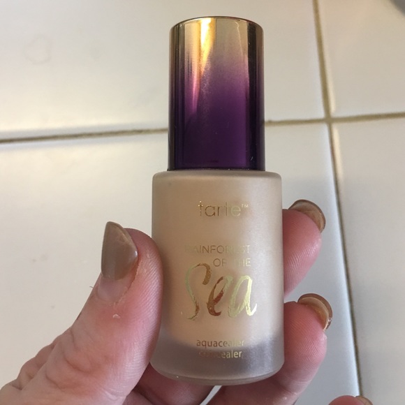 Tarte rainforest of the sea concealer