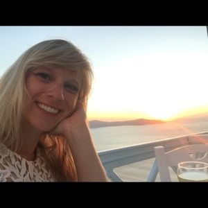 Meet your Posher, Liz