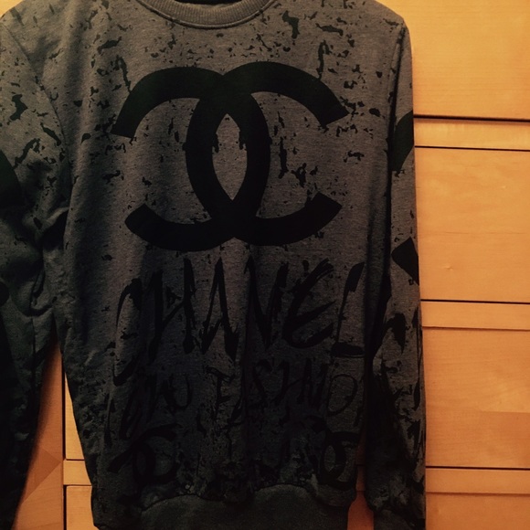 New Chanel style sweater