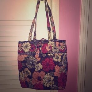 Vera Bradley flower shoulder bag