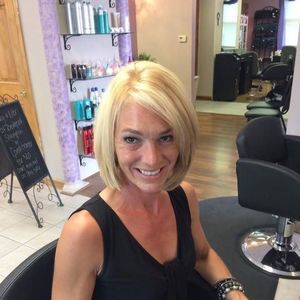 Meet your Posher, Laura