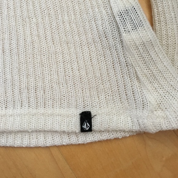 Volcom sweater - Picture 2 of 3