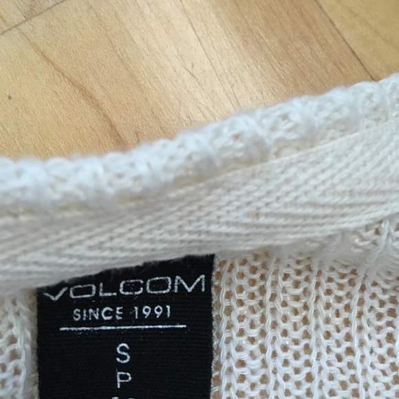 Volcom sweater - Picture 3 of 3