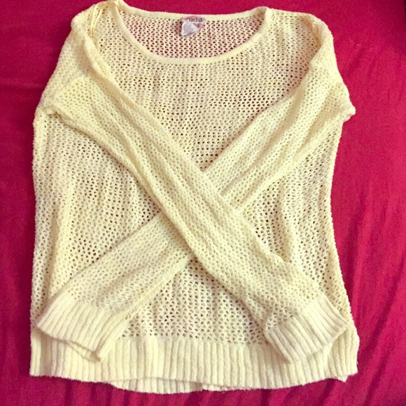 Mudd light yellow sweater