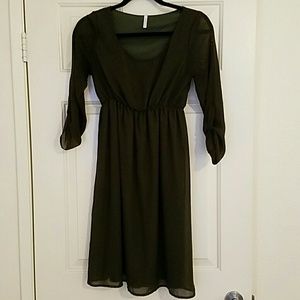 Dark green maternity dress