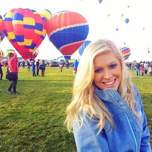 Meet your Posher, Danielle