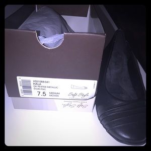 NIB Soft Style Flats