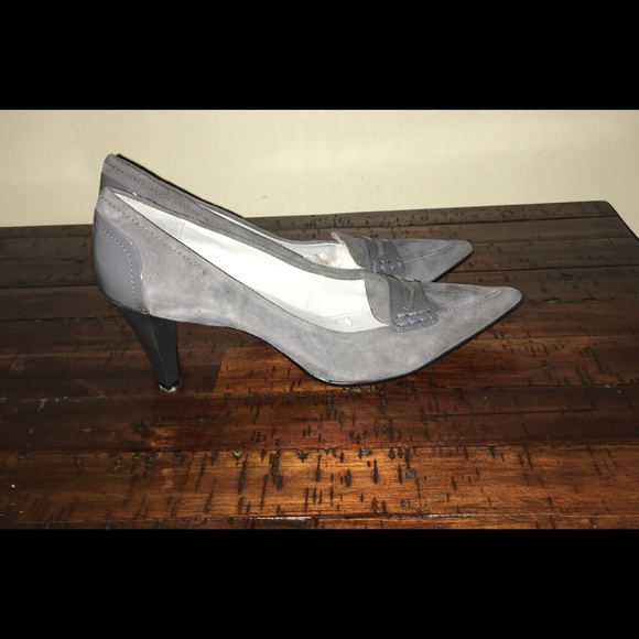 Calvin Klein vienne Pumps