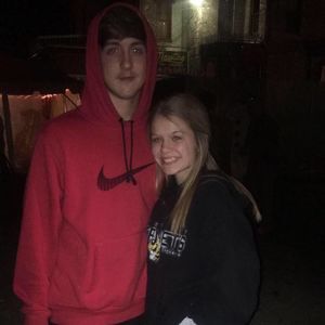 Meet your Posher, Dakota