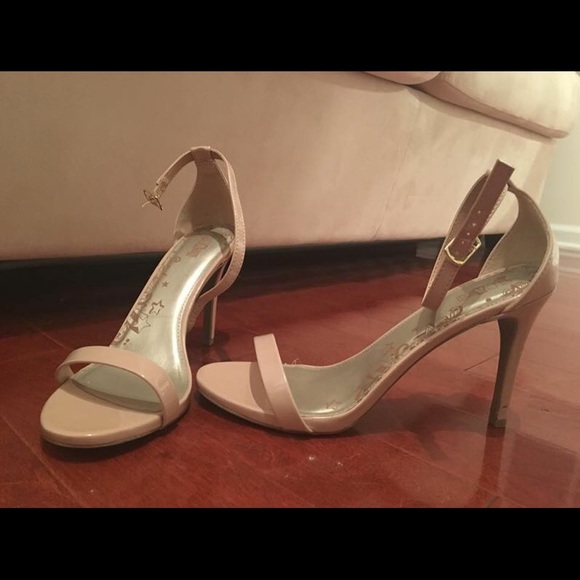 2.5 inch Heels!