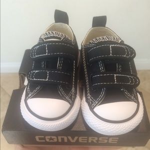 Brand new infant Velcro Converse. Size 3