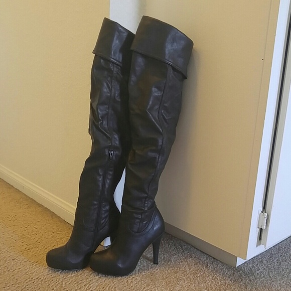 Black Leather Thigh High Boot