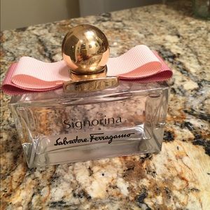 Salvatore Ferragamo Signorina perfum