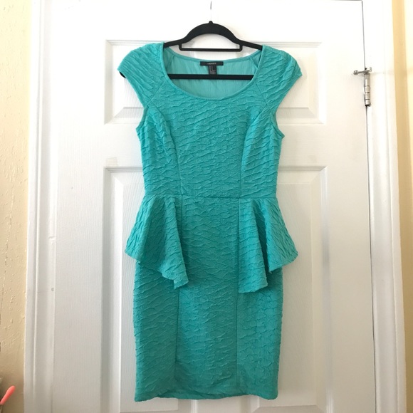 Forever 21 Mint Green Mermaid Dress - Picture 1 of 4