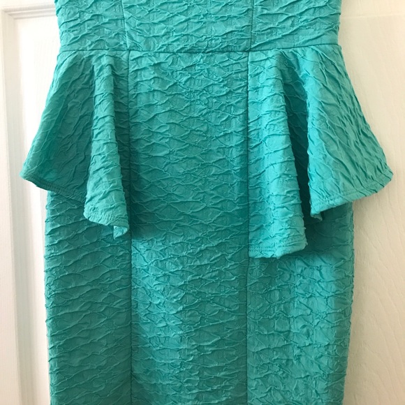 Forever 21 Mint Green Mermaid Dress - Picture 2 of 4