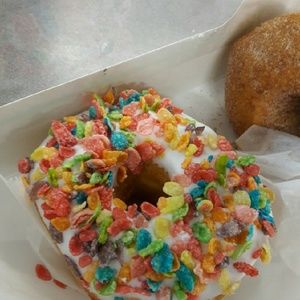 Meet your Posher, Sharon