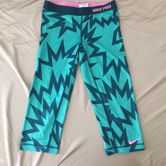 Nike pro workout pants