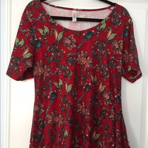 EUC LuLaRoe Perfect Tee