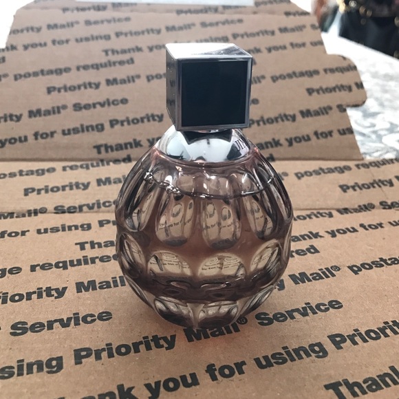Jimmy Choo Women Eau De Parfum. 2oz