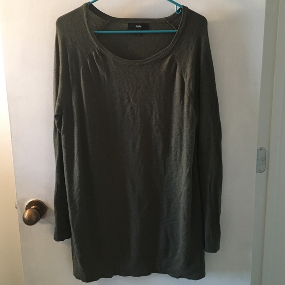 Oversized olive green sweater