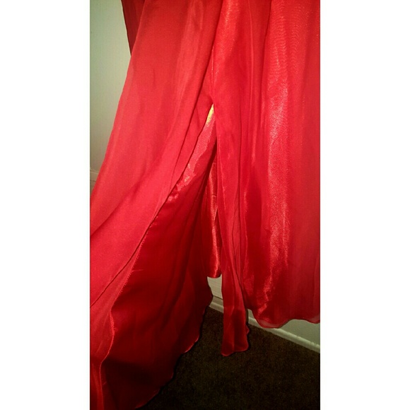 Extravagent evening gown - Picture 4 of 4