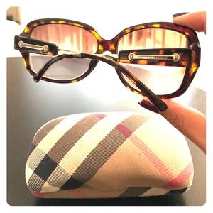 BURBERRY polarized sunglasses