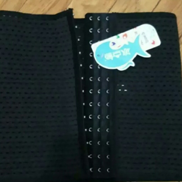 Body Shaper Waist Trainer - Picture 2 of 3