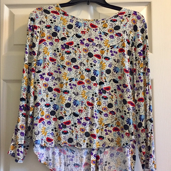 H&M long sleeve colorful patterned top.