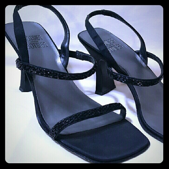 Beaded heels - Picture 1 of 4