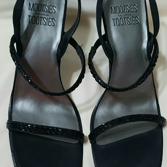 Beaded heels - Picture 2 of 4