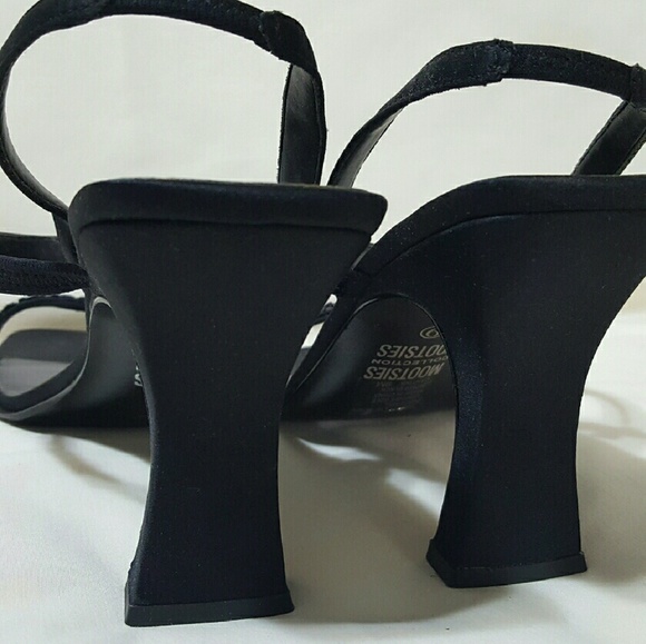 Beaded heels - Picture 3 of 4