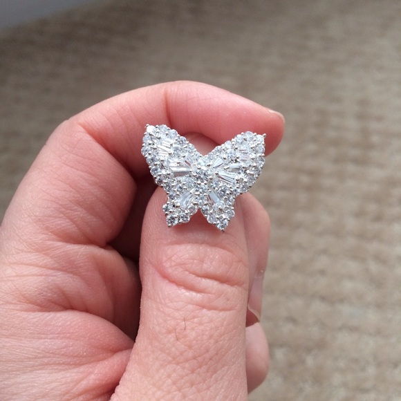 Sz 6 women's butterfly ring