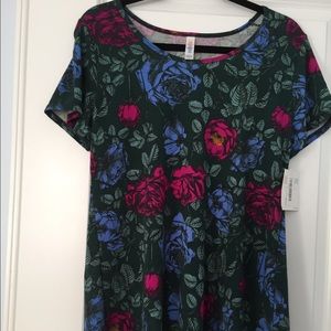 NWT LuLaRoe Classic Tee