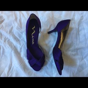 New never worn Nina brand heels open-toe pumps