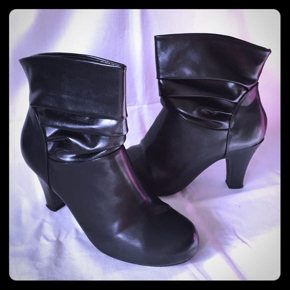Black Ankle Boots Size 10
